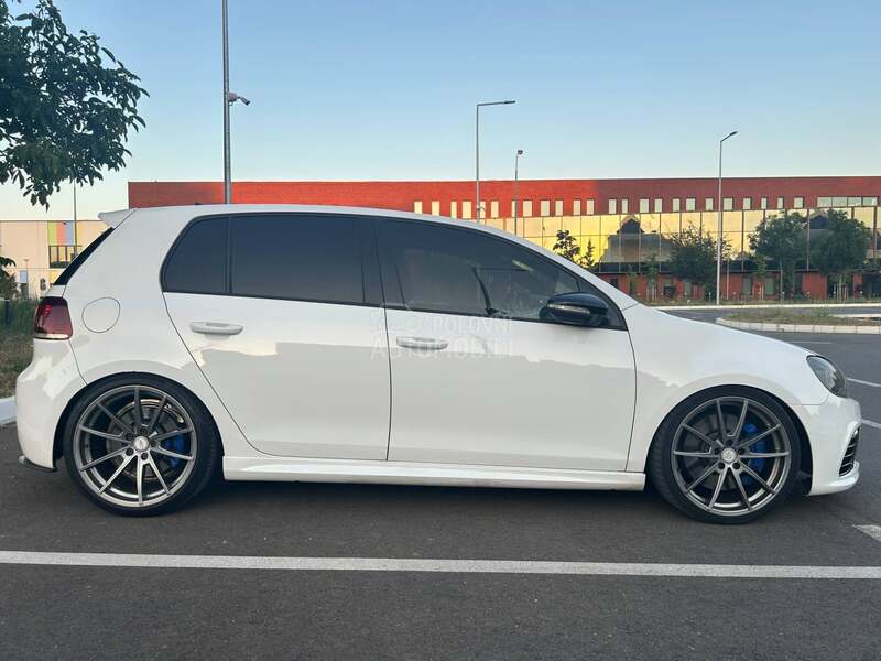 Volkswagen Golf 6 R
