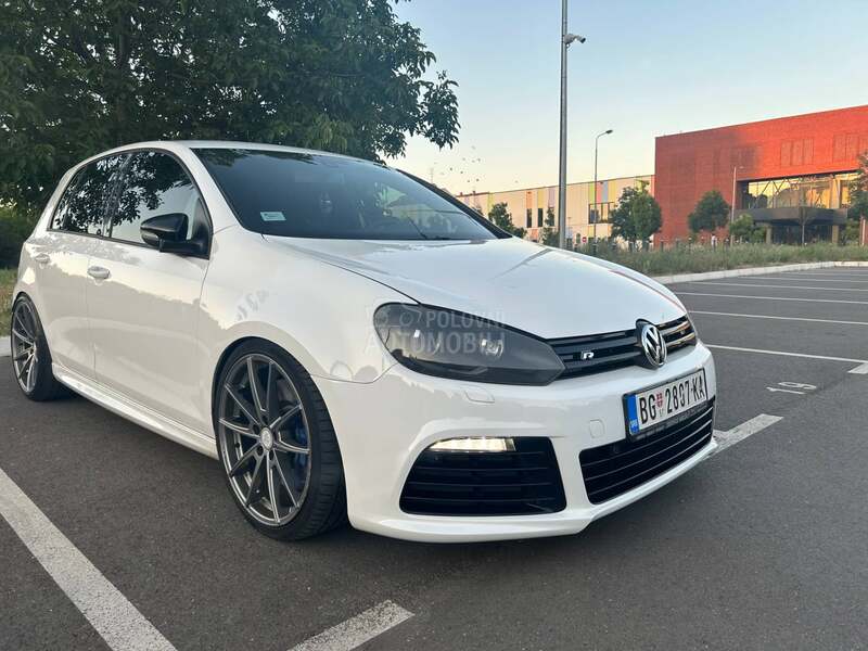 Volkswagen Golf 6 R