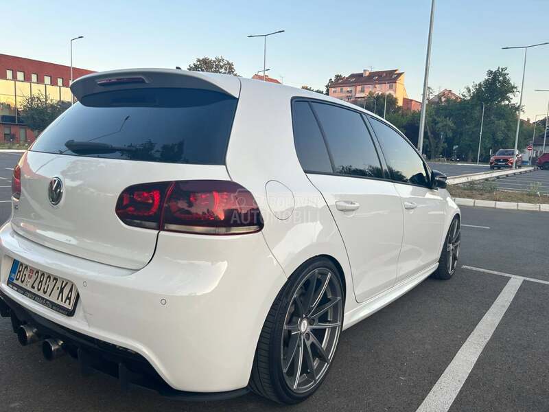 Volkswagen Golf 6 R