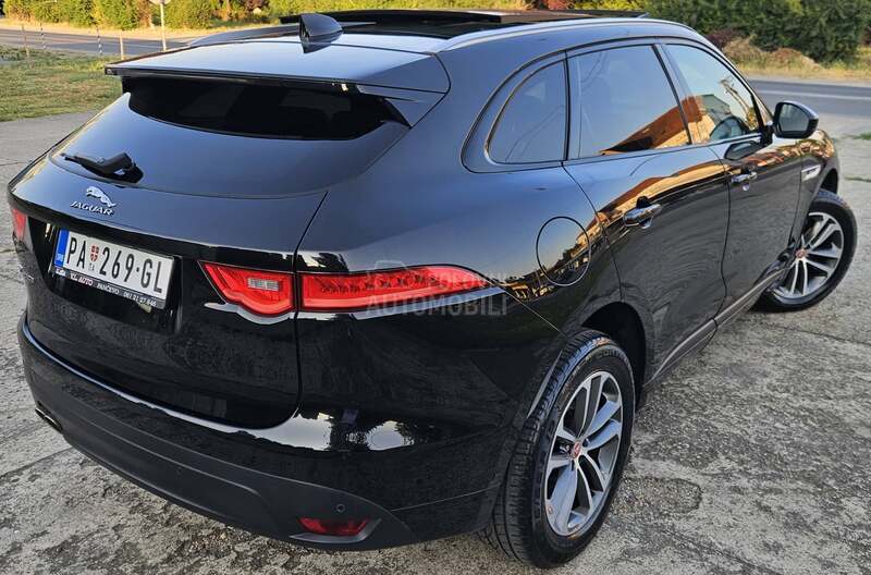 Jaguar F pace 2.0D R DINAMIK