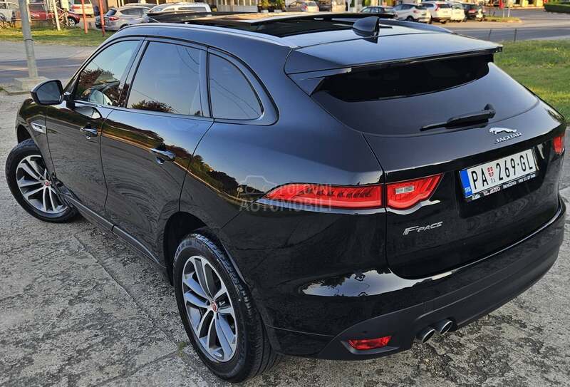 Jaguar F pace 2.0D R DINAMIK