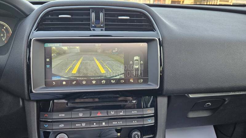 Jaguar F pace 2.0D R DINAMIK