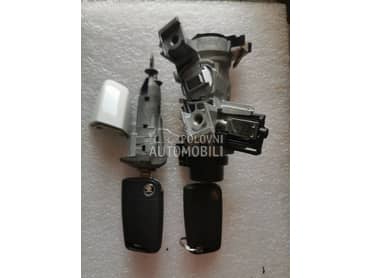 Kontakt brava za Škoda Octavia, Rapid od 2013. do 2020. god.