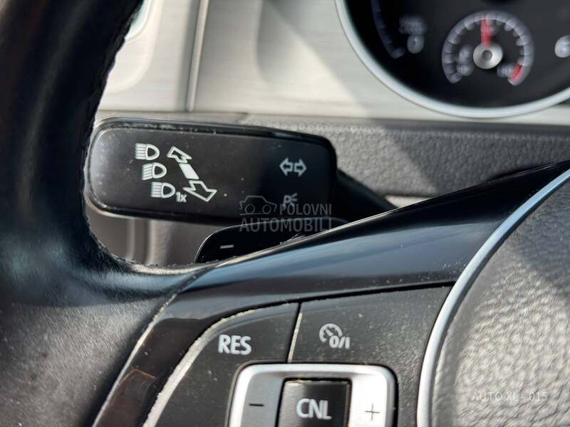 Volkswagen Golf 7 DSG/ XEN/ HIGHLINE