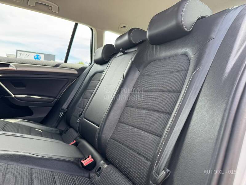 Volkswagen Golf 7 DSG/ XEN/ HIGHLINE