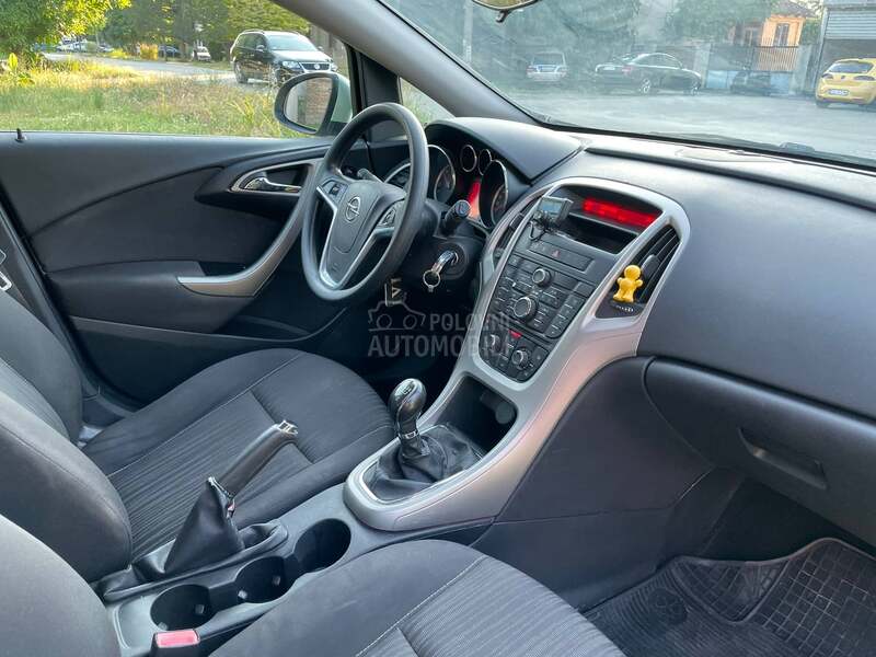 Opel Astra J 1.3 CDTI NOVA