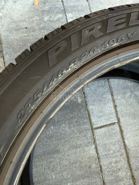 Pirelli 275/40 R20 Zimska