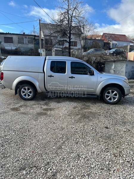 Nissan Navara 2.5