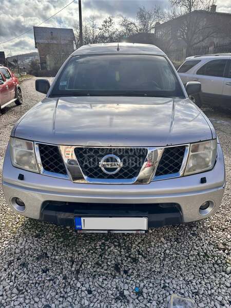 Nissan Navara 2.5