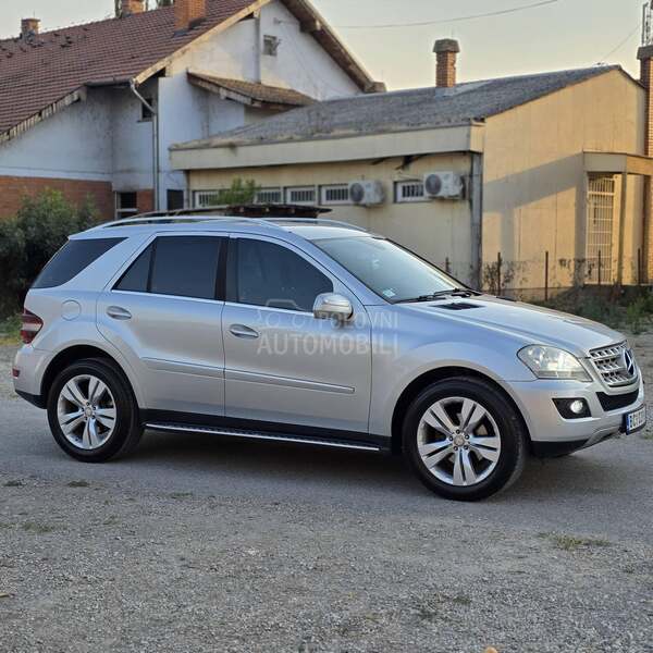 Mercedes Benz ML 320 NOOV