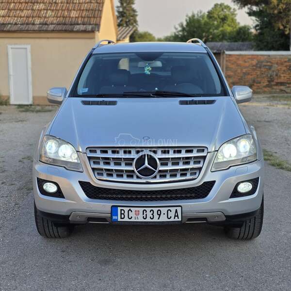 Mercedes Benz ML 320 NOOV