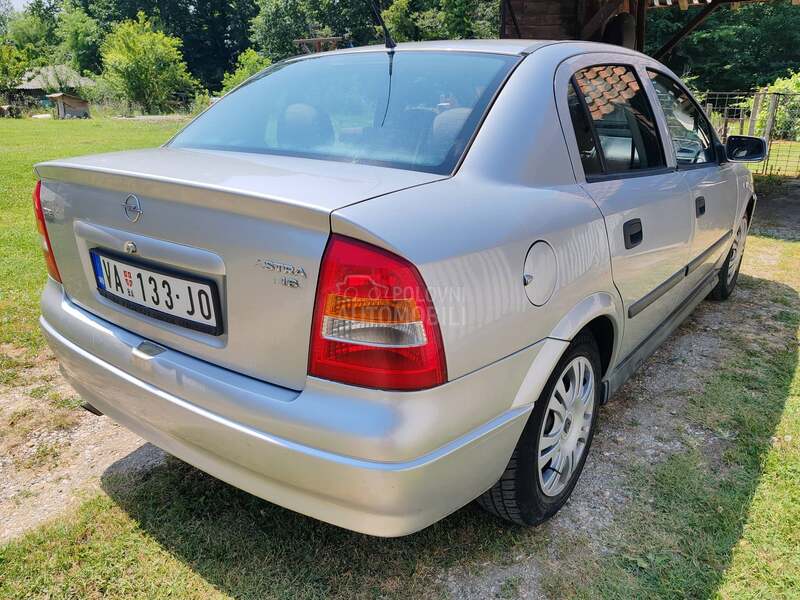 Opel Astra G 1.6