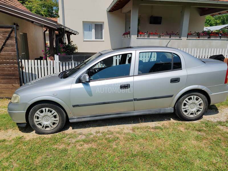 Opel Astra G 1.6