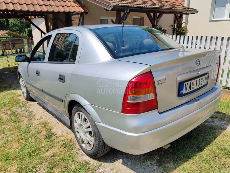 Opel Astra G 1.6