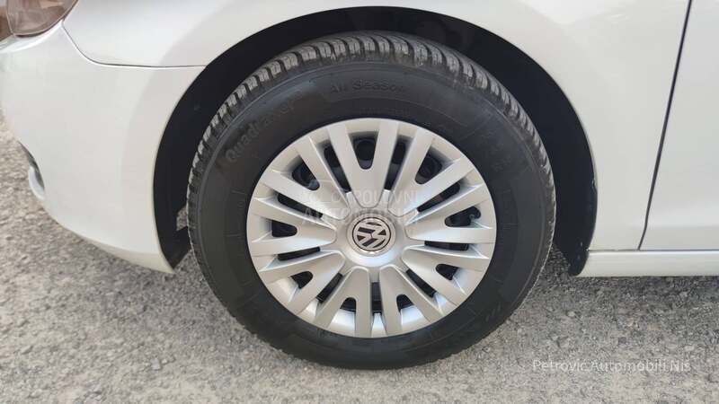 Volkswagen Golf 6 1.6 TDi /BLUEMOTION/