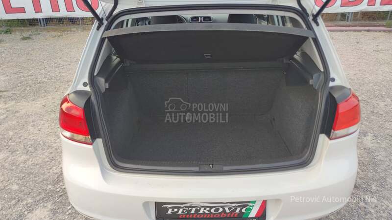 Volkswagen Golf 6 1.6 TDi /BLUEMOTION/