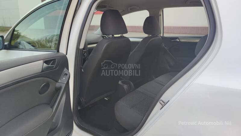 Volkswagen Golf 6 1.6 TDi /BLUEMOTION/
