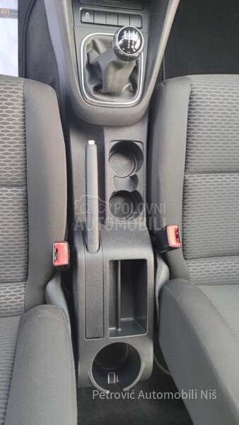 Volkswagen Golf 6 1.6 TDi /BLUEMOTION/