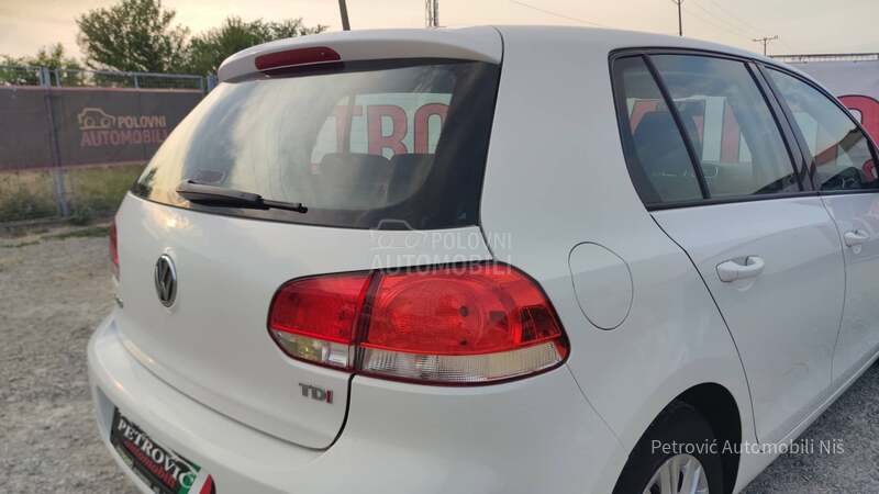 Volkswagen Golf 6 1.6 TDi /BLUEMOTION/