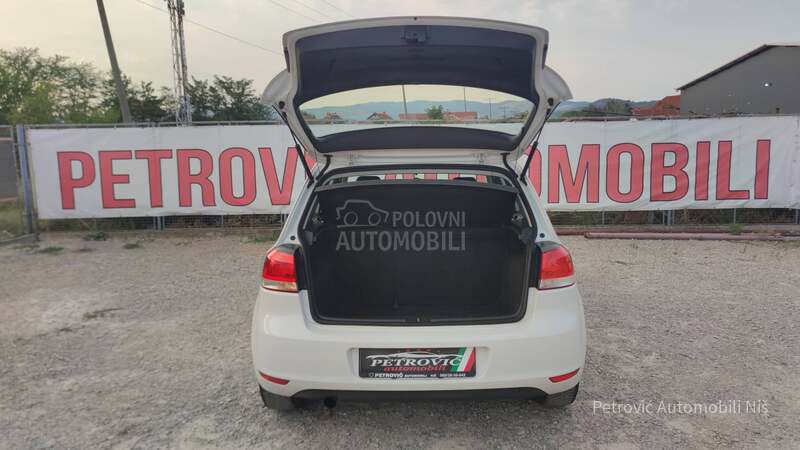 Volkswagen Golf 6 1.6 TDi /BLUEMOTION/
