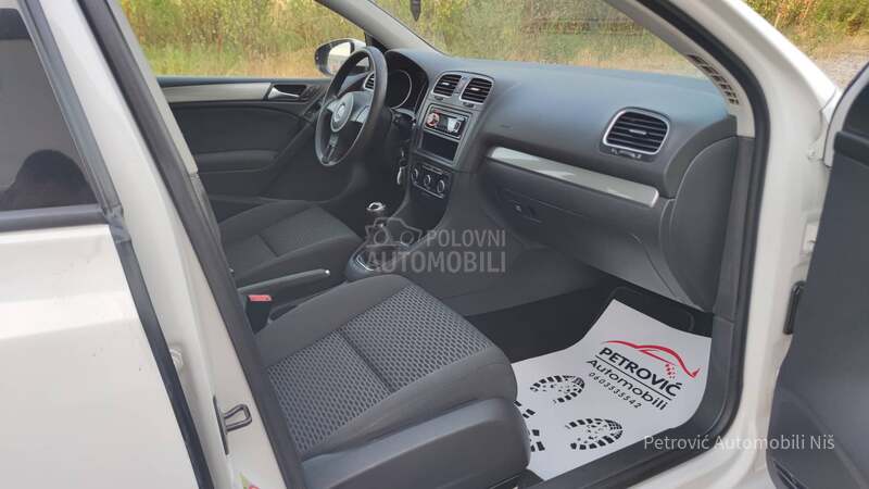Volkswagen Golf 6 1.6 TDi /BLUEMOTION/
