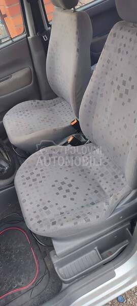 Opel Agila 1.2