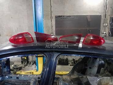 stop svetla za Alfa Romeo 147 od 2000. do 2009. god.