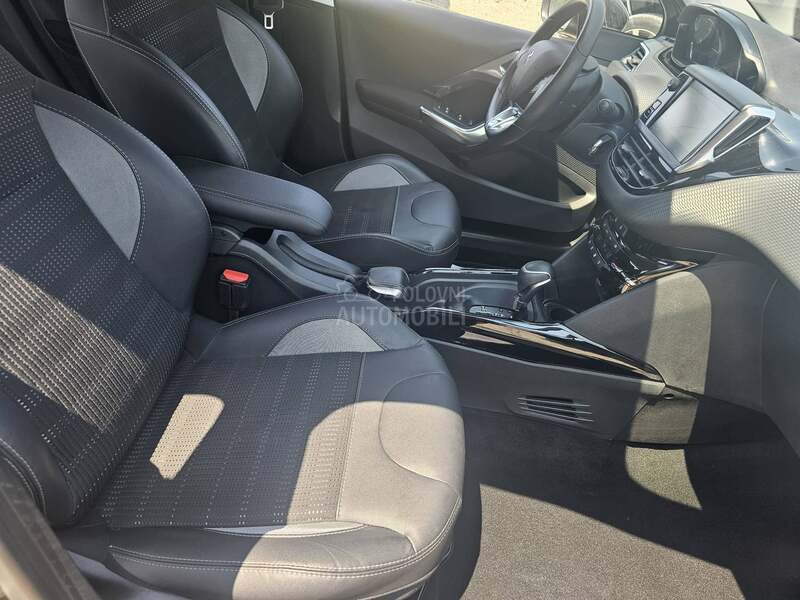Peugeot 2008 1.2 ATM