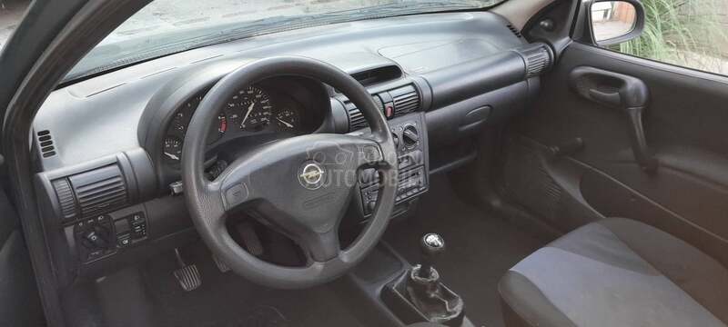 Opel Corsa B 1,o