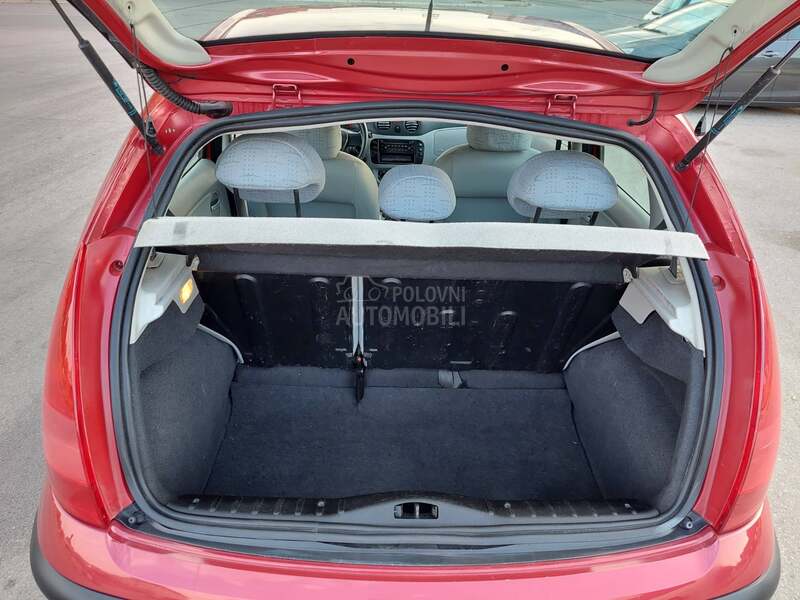Citroen C3 1.1i 8V - 44k.w