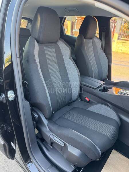 Peugeot 3008 1.5 HDI  RESTYLING