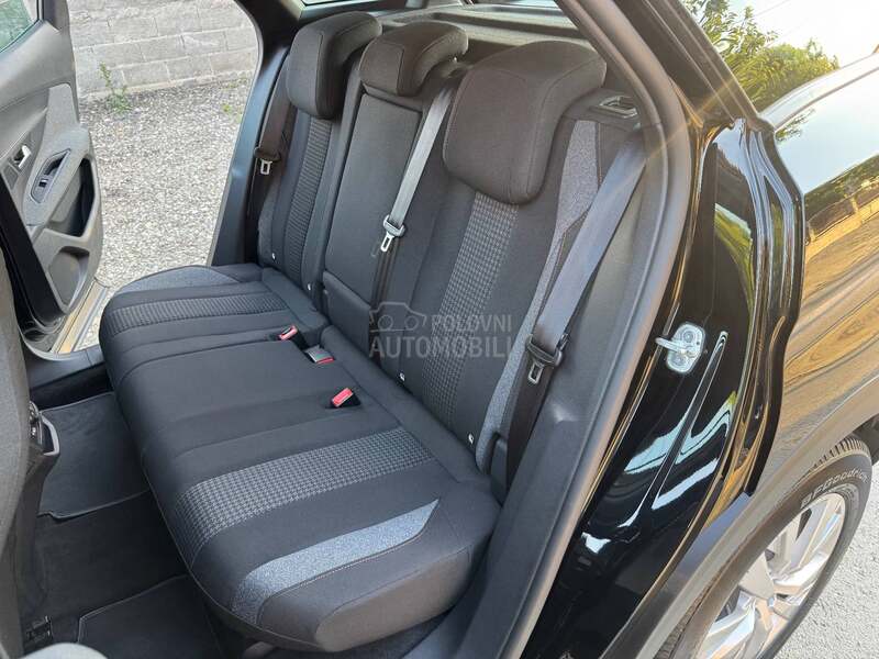 Peugeot 3008 1.5 HDI  RESTYLING