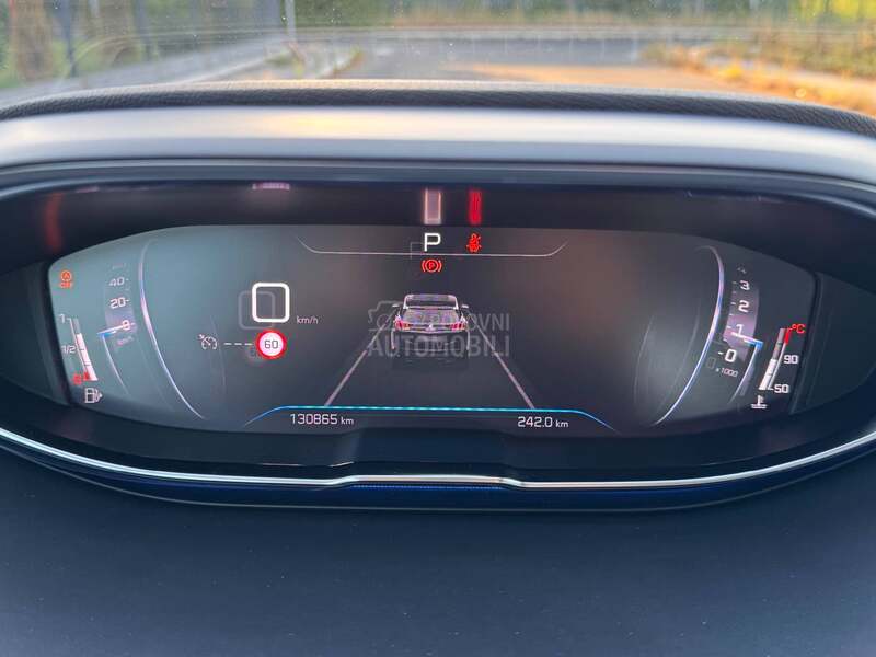 Peugeot 3008 1.5 HDI  RESTYLING