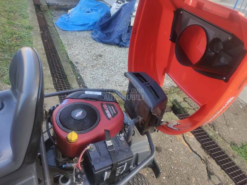 Husqvarna R16 AWD 4x4
