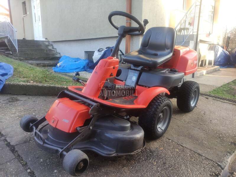 Husqvarna R16 AWD 4x4