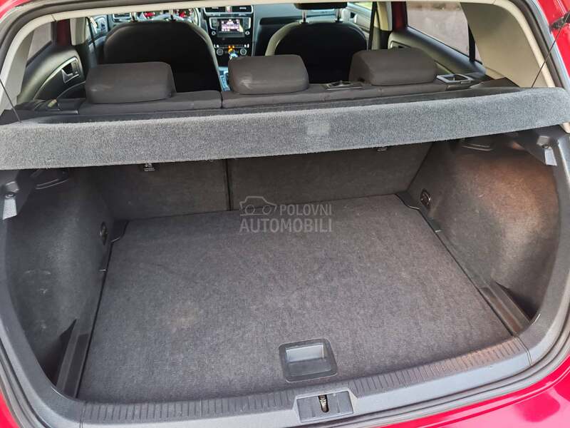 Volkswagen Golf 7 1.6 TDI R look