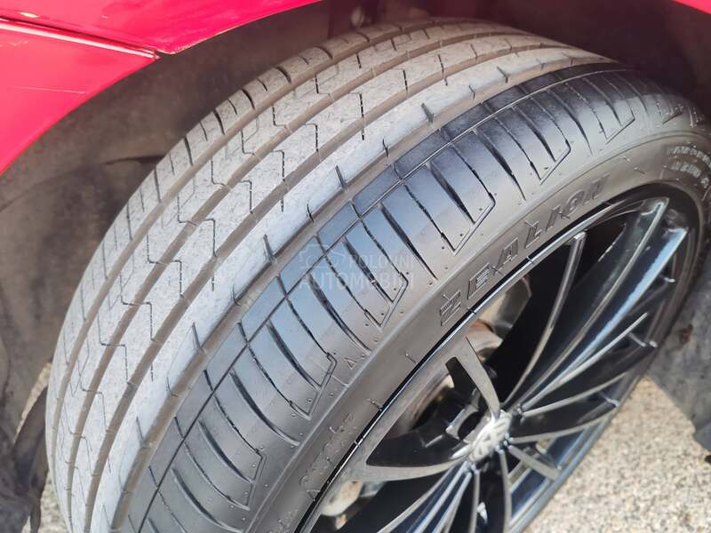 Volkswagen Golf 7 1.6 TDI R look