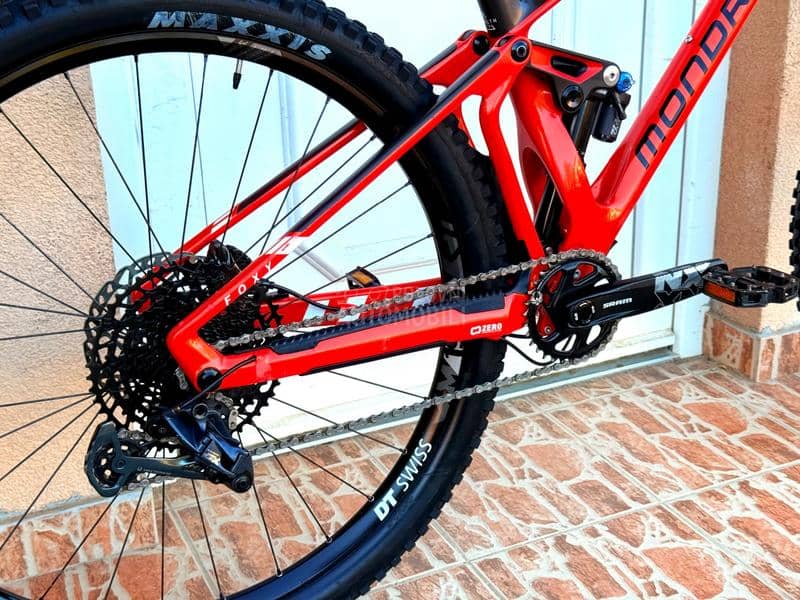 Mondraker FOXY 29 carbon