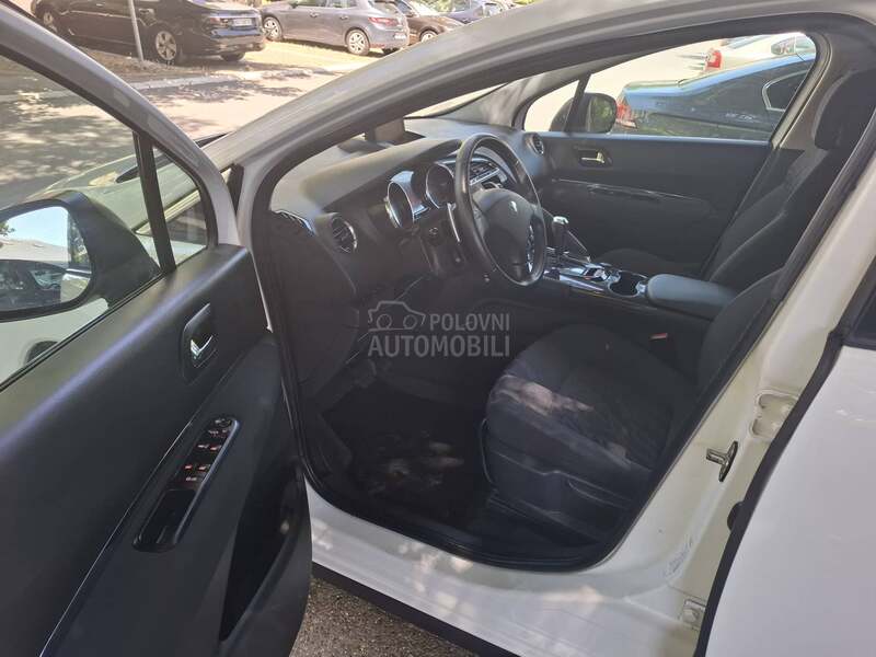 Peugeot 3008 1.6 e hdi