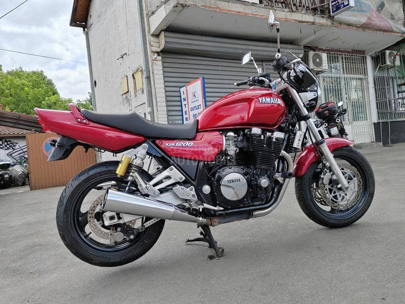 Yamaha XJR1200