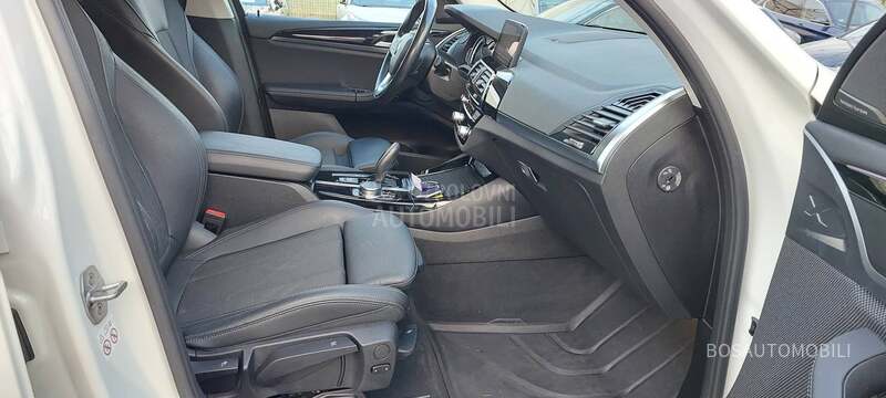 BMW X3 2.0 x line