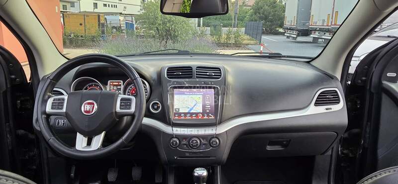 Fiat Freemont 2.0/PAN/NAV/7Sed