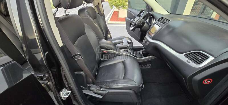 Fiat Freemont 2.0/PAN/NAV/7Sed