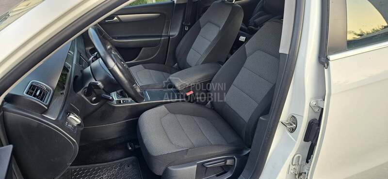 Volkswagen Passat B7 