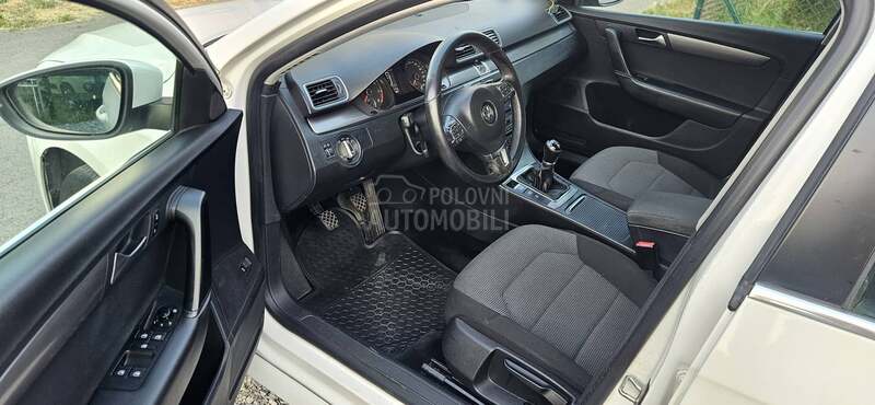 Volkswagen Passat B7 