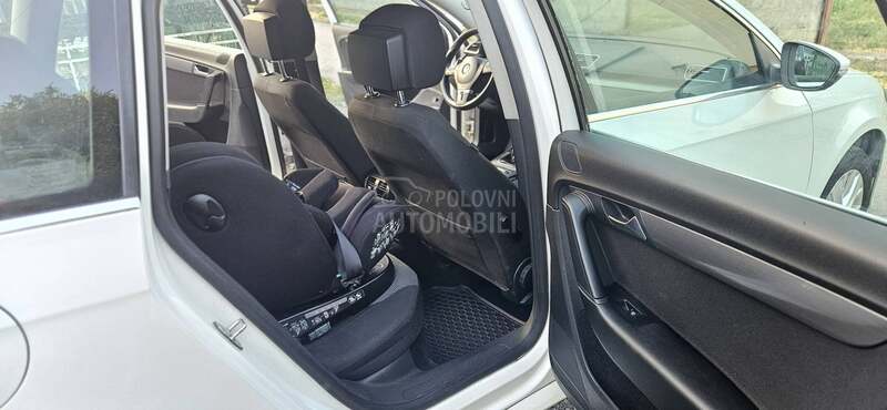 Volkswagen Passat B7 