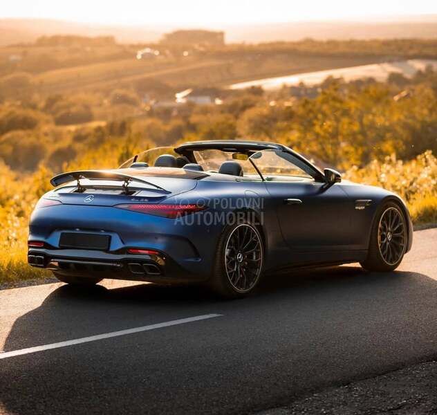 Mercedes Benz SL 63 AMG 4 MATIC