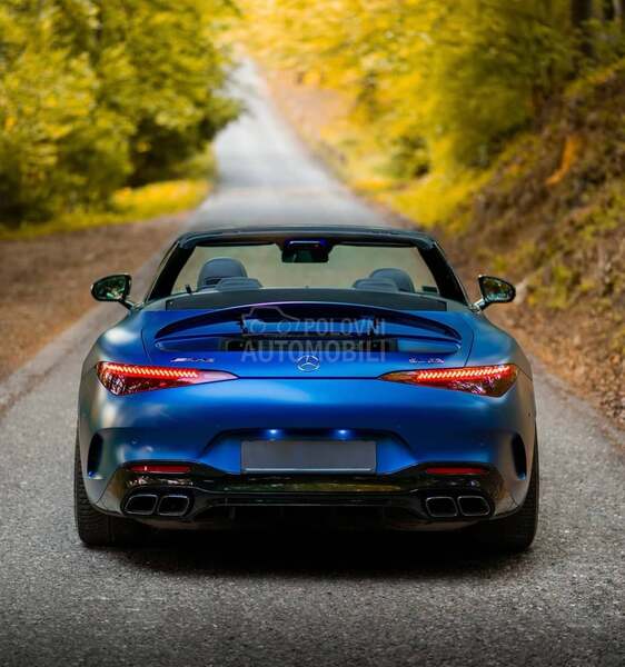 Mercedes Benz SL 63 AMG 4 MATIC