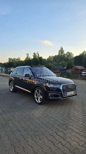 Audi Q7 3.0