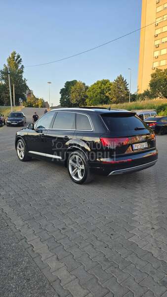 Audi Q7 3.0